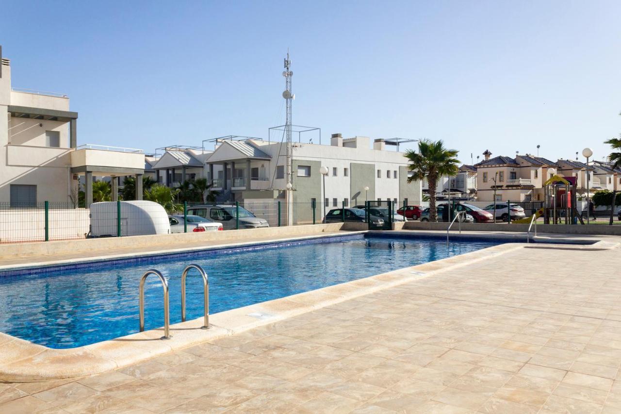 Bungalow Pink Garden Orihuela Exterior foto